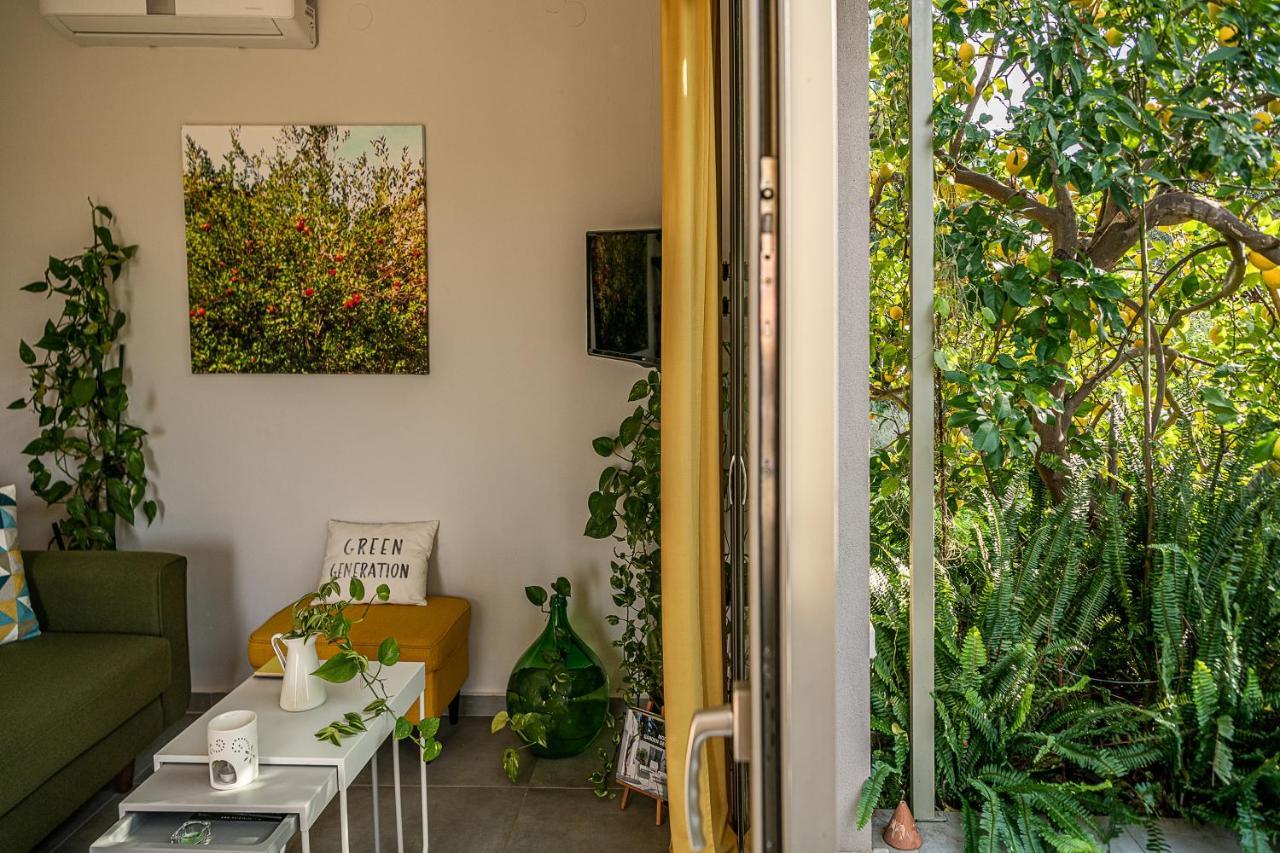 Olive Lemon Biophilic House & Lush Forest Garden Вамос Екстериор снимка